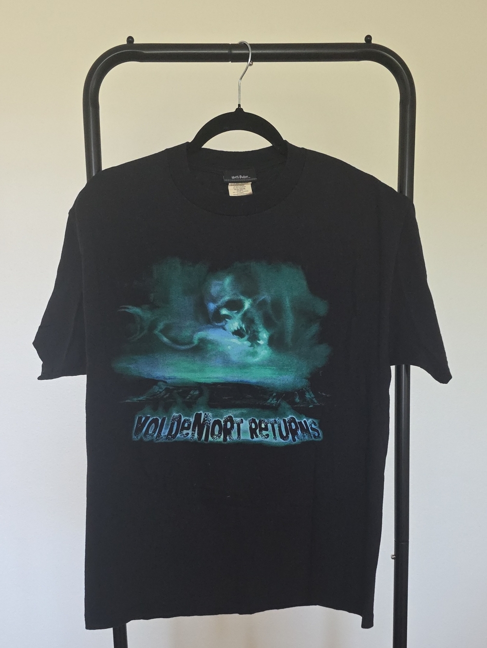 Vintage Y2K Harry Potter  'Voldemort Returns' Graphic Black T-Shirt. Size M.